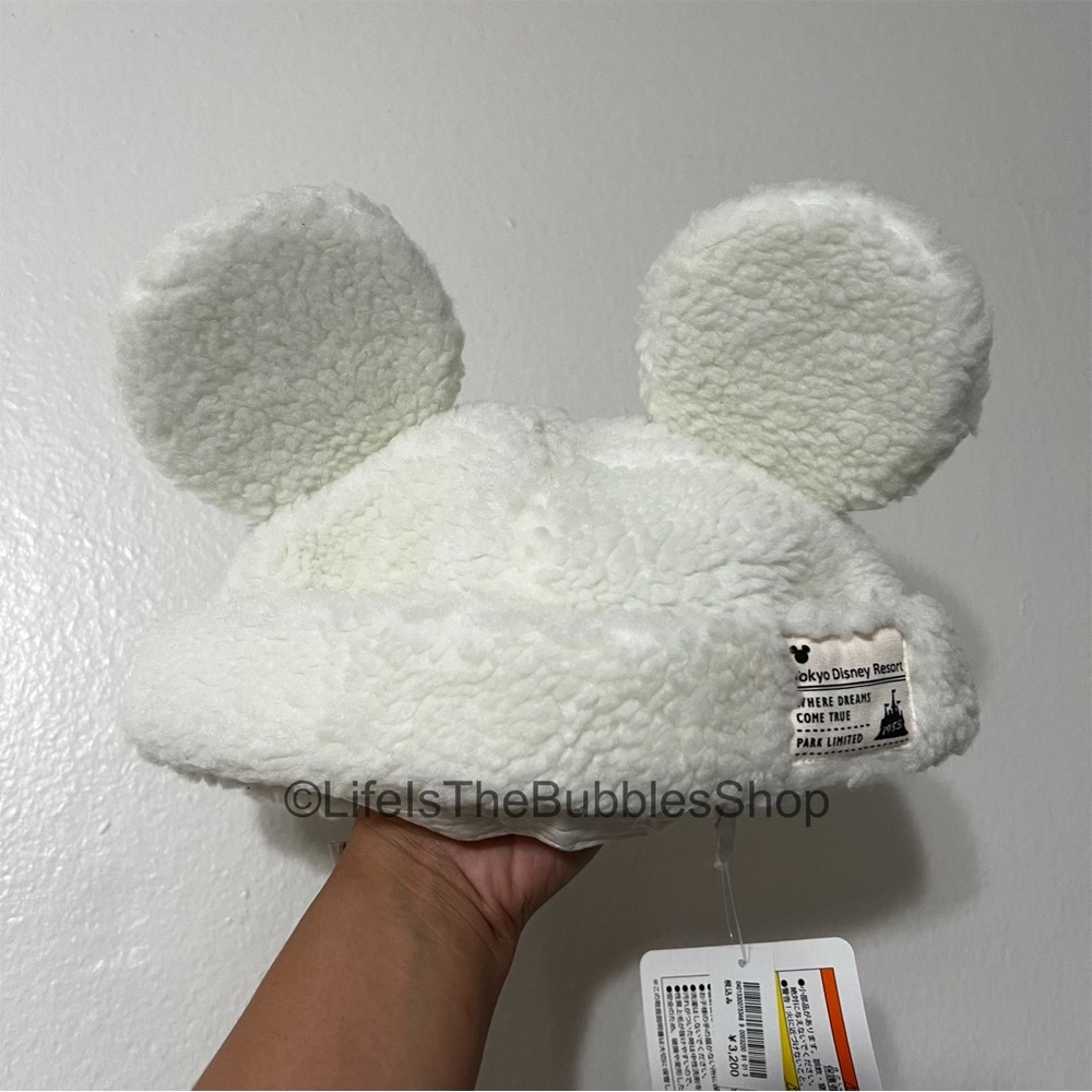 Disney - Sherpa/Fluffy Mickey Beanie/Cap/Hat - White